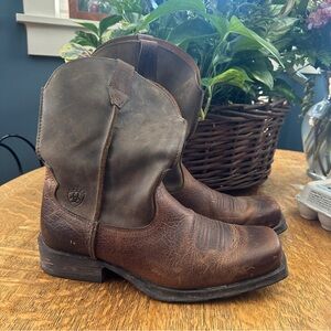 Ariat Rambler Western Boot size 11EE (wide) color: wicker